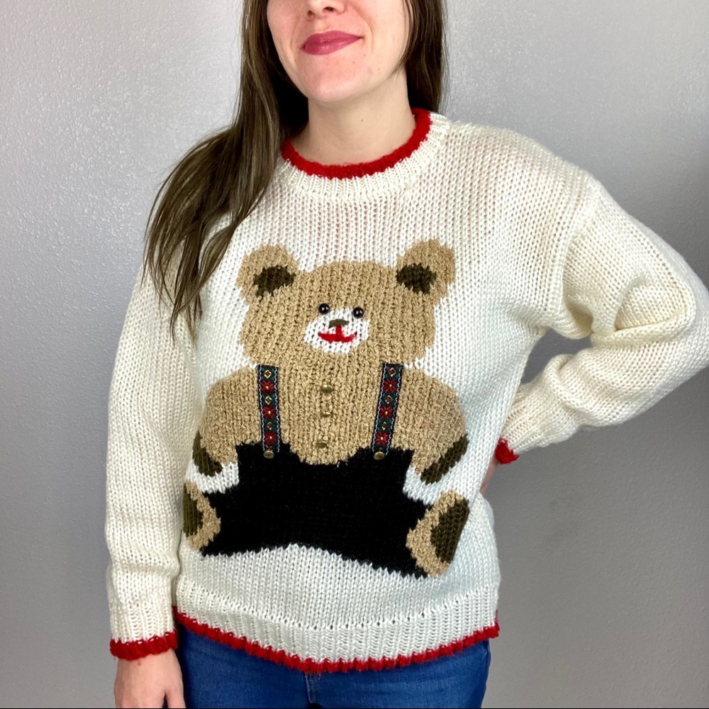 Vintage Hand Knit Heidi Teddy Bear Cream Pullover Knit Sweater